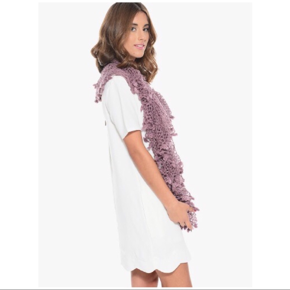 Women’s Mauve Purple Crochet Knit Winter Scarf - Picture 3 of 6